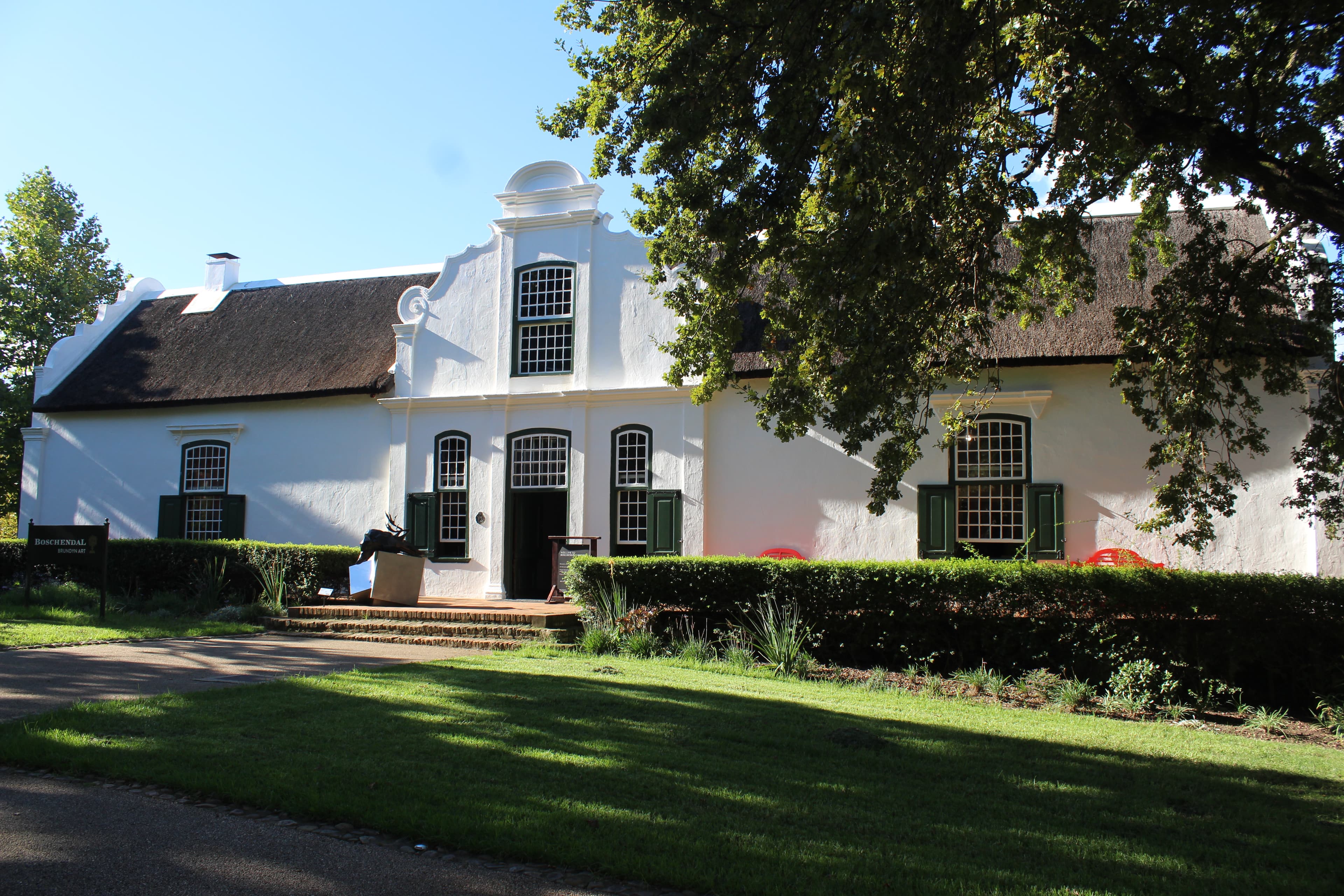 Boschendal wine estate and picnic setting in the Cape Winelands near Cape Town